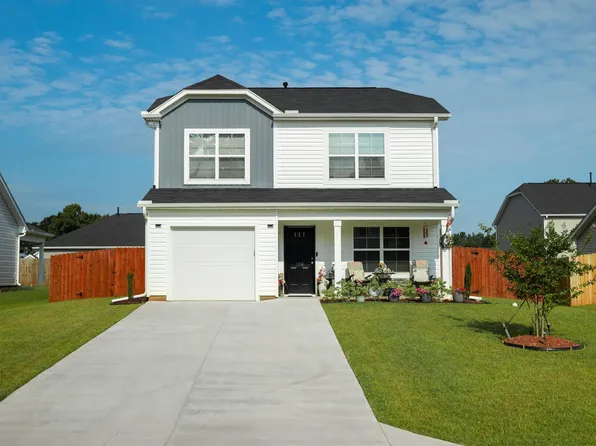 106 Myers Ln, Laurens, SC 29360