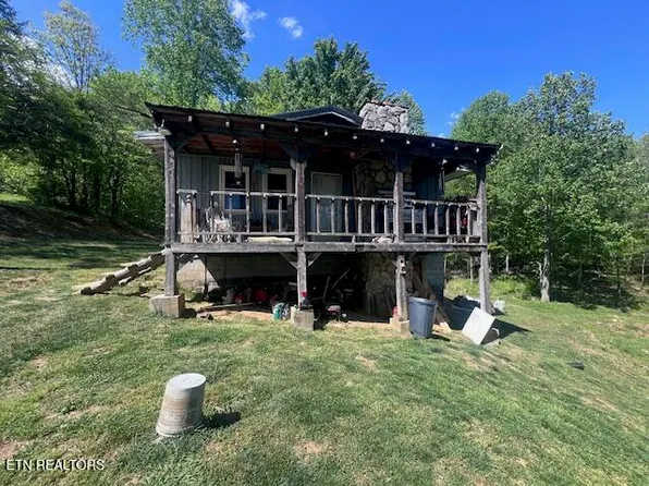 333 Nelson Ln, Speedwell, TN 37870