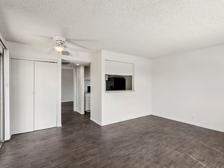 Terravita Apartments — Photo 8