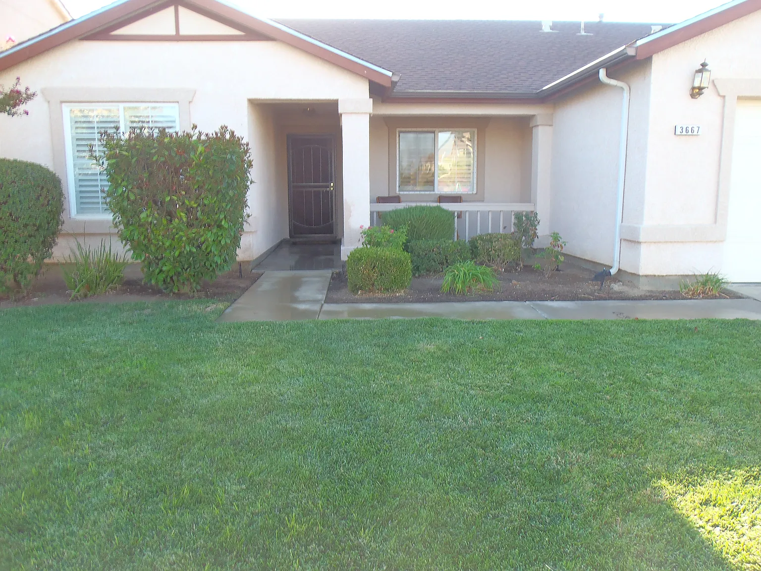 3667 N Denali Ave photo 1