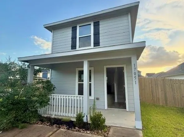 17051 Marie Village Dr, Conroe, TX 77306
