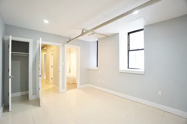 Rented by BRICK & GALO REALTY CORP | media 42