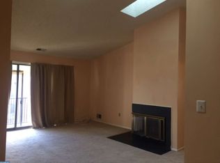 12 Kite Ct, Lawrence Township, NJ 08648