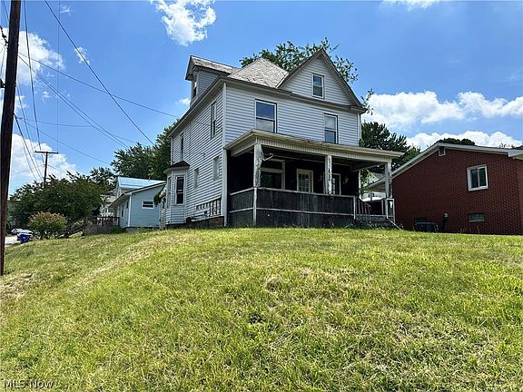 2nd image of 2306 Saint Clair Ave