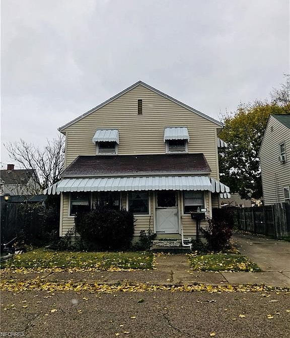 1st image of 1412 Roslyn Ave SW