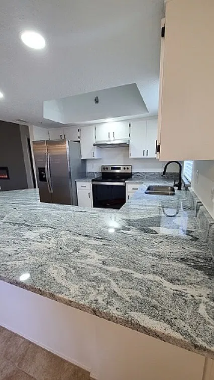 2 bed, 1050 sqft, $1,550 — Photo 2