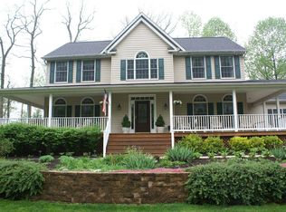 2906 Tweed Dr, Finksburg, MD 21048