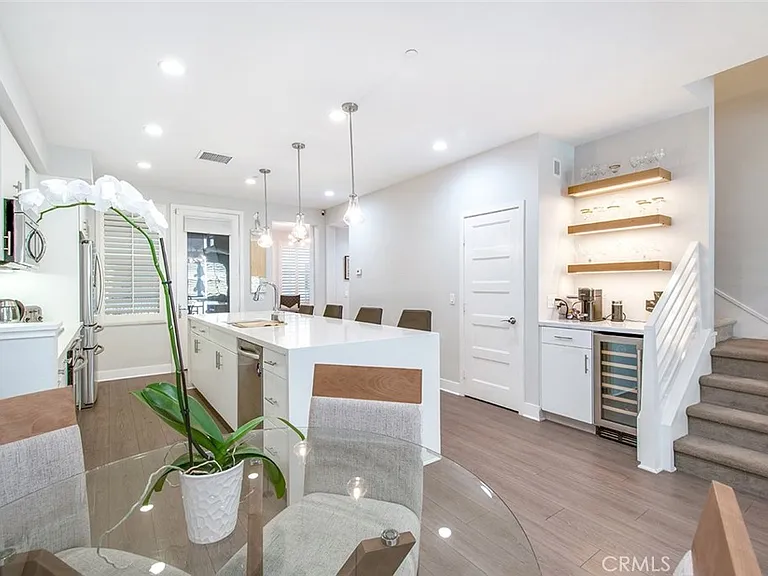 10 Brownstone Way — Photo 8
