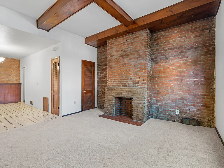 617 Bellefonte St #1 — Photo 2