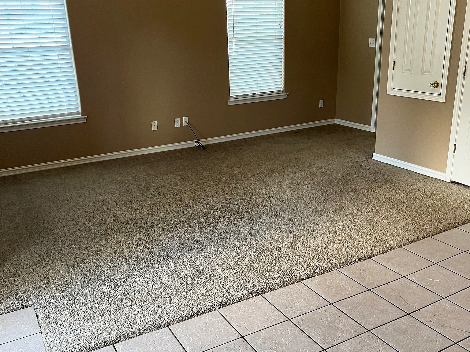2 bed, 960 sqft, $1,100 — Photo 4