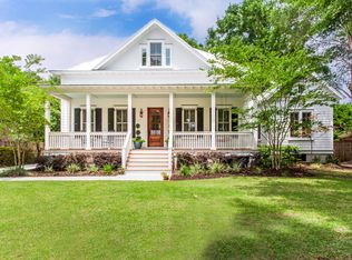 718 Magnolia St, Mount Pleasant, SC 29464