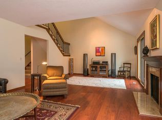 4961 Devonshire Cir, Shorewood, MN 55331