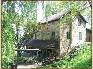 24854 Keyesville Ridge Dr, Richland Center, WI 53581