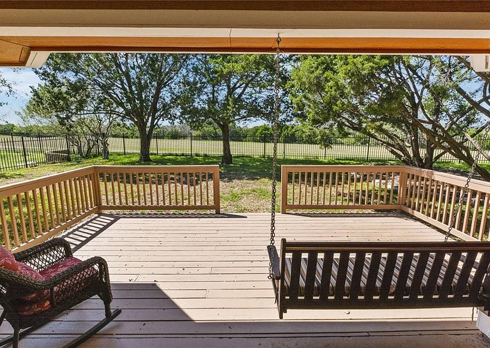 2nd image of 20526 Highland Lake Dr
