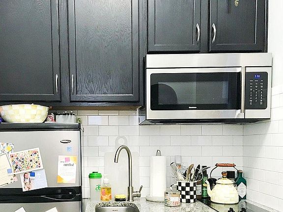 5th image of 244 Richmond Ave APT 2