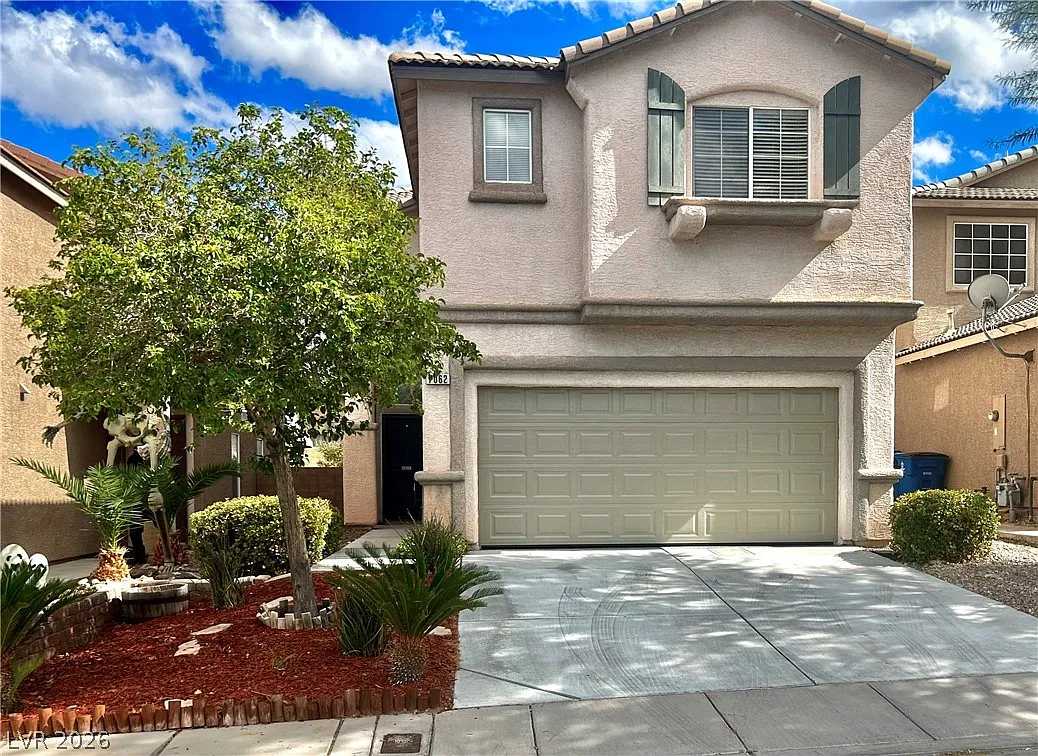 3 bed, 2.5 bath, 1568 sqft, $2,000 — Photo 1