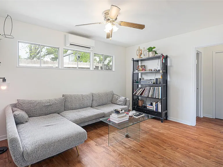 4607 Evans Ave #B — Photo 8