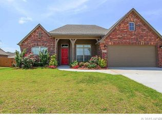 1501 W Birmingham St, Broken Arrow, OK 74011