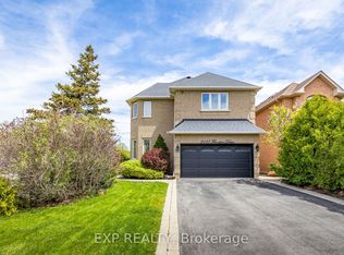 2137 Frontier Dr, Oakville, ON L6M3S3