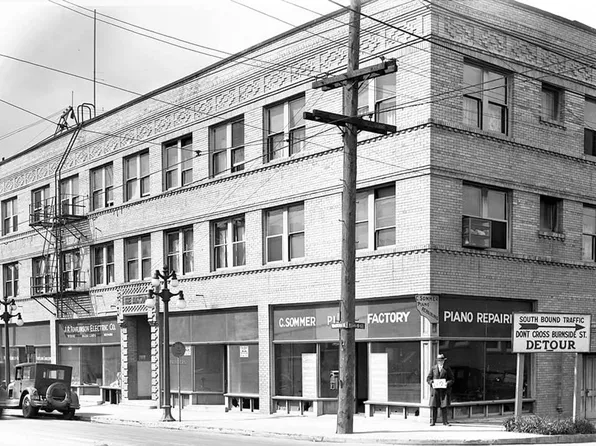 The Union Arms Apartments, 131 NE Martin Luther King Jr Blvd APT 320, Portland, OR 97232