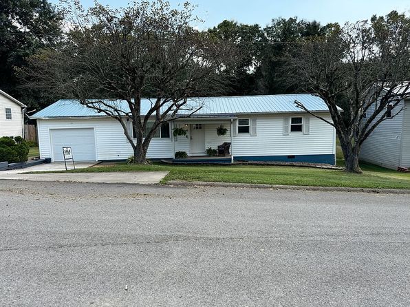 46 Suzanne St