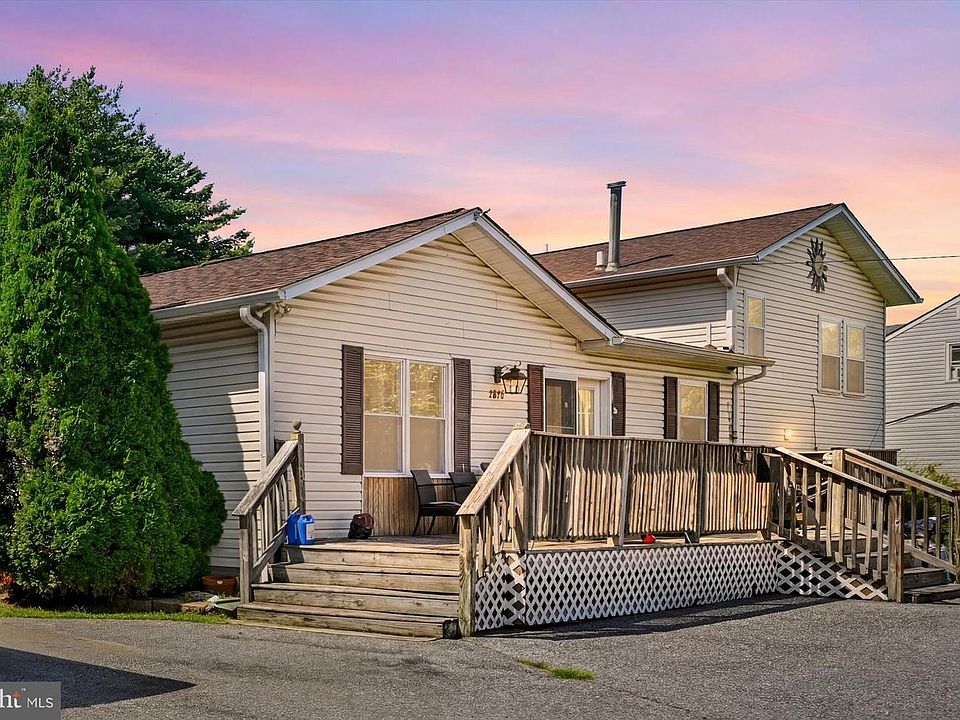 1st image of 2820 Ross Ave