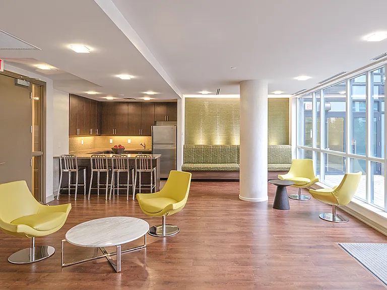 570 Bay St #10001 — Photo 5