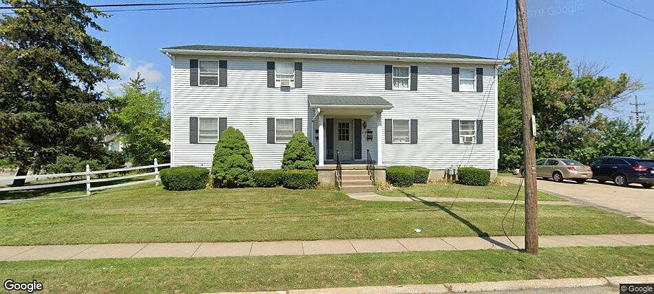 1st image of 612 W 36th St #4
