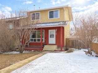 5743 56th St, Rocky Mountain House, AB T4T1J8