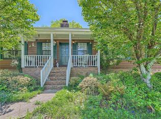 8420 Sundridge Dr, Fairburn, GA 30213