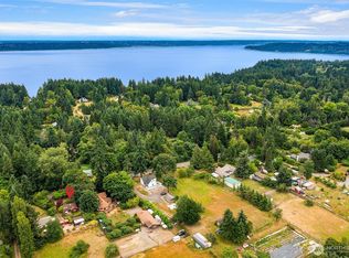 18115 Beall Rd SW, Vashon, WA 98070