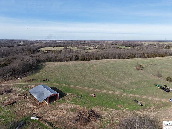 4th image of 573 Red Fox Rd