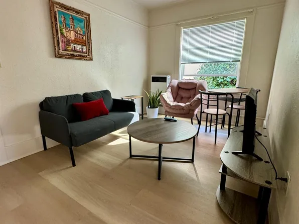 2030 Bancroft Way, Berkeley, CA