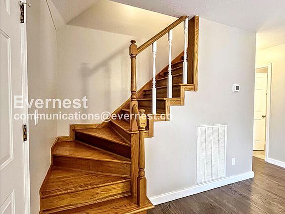 5th image of 408 Malibu Canyon Dr