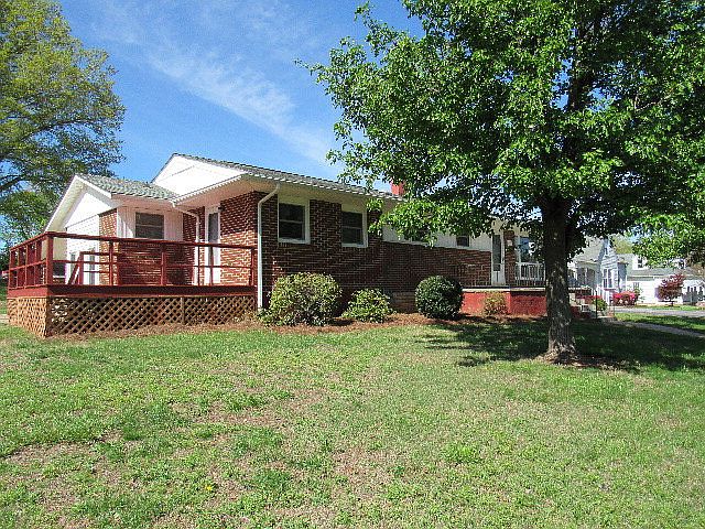 1st image of 1305 Westover Dr