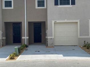1085 Blue Jay Dr, Davenport, FL 33837