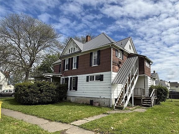 3rd image of 250 Lormore St