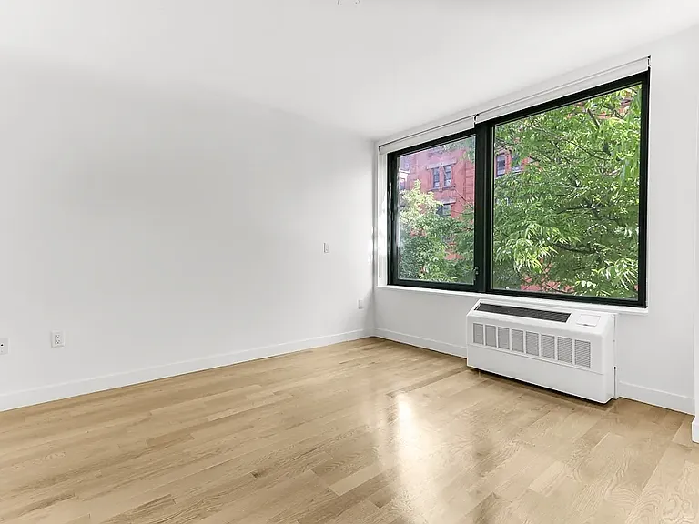 316 Bergen St #703 — Photo 5