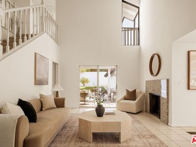 7520 Stewart Ave, Los Angeles, CA, 90045