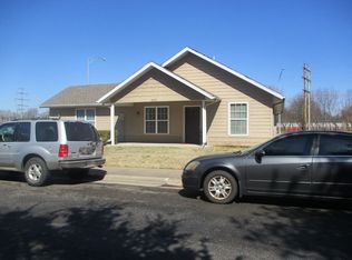 814 W Sunset St, Springfield, MO 65807