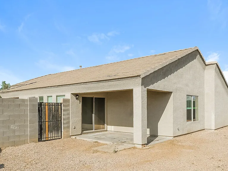 11457 W Rio Vista Ln — Photo 16