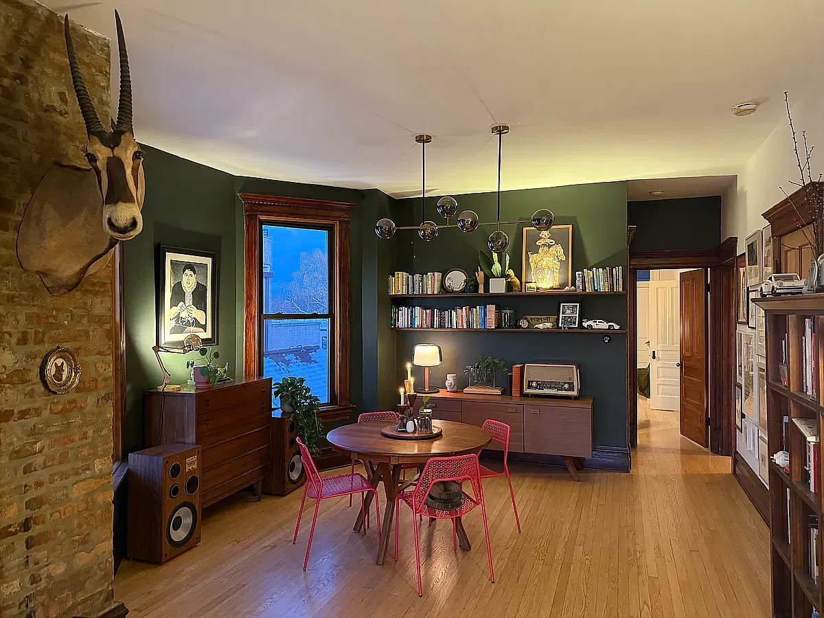 3 bed, 1100 sqft, $3,500 — Photo 3