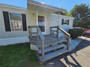 14 Torch Ln, Coventry, RI 02816