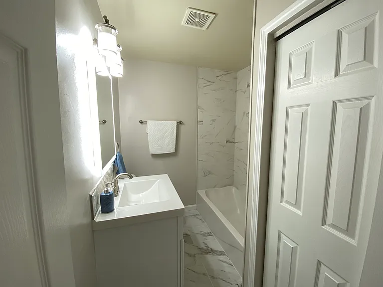 5931 Roosevelt Pl — Photo 37