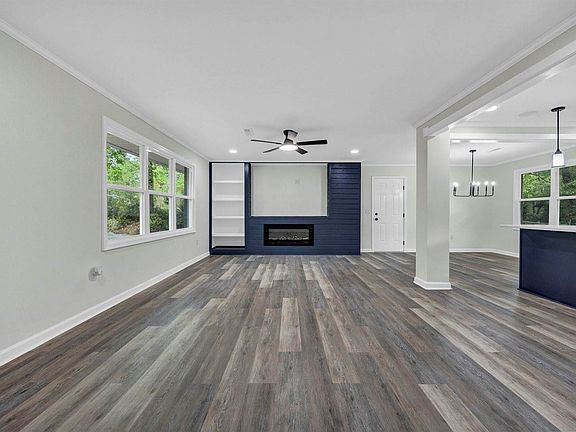 4th image of 900 Ontario Dr