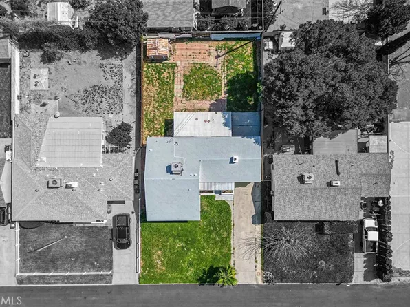 6821 Elmwood Rd, San Bernardino, CA 92404