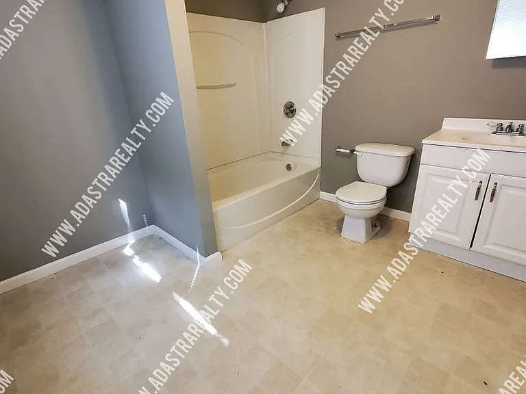 9532 Booth Ave — Photo 12
