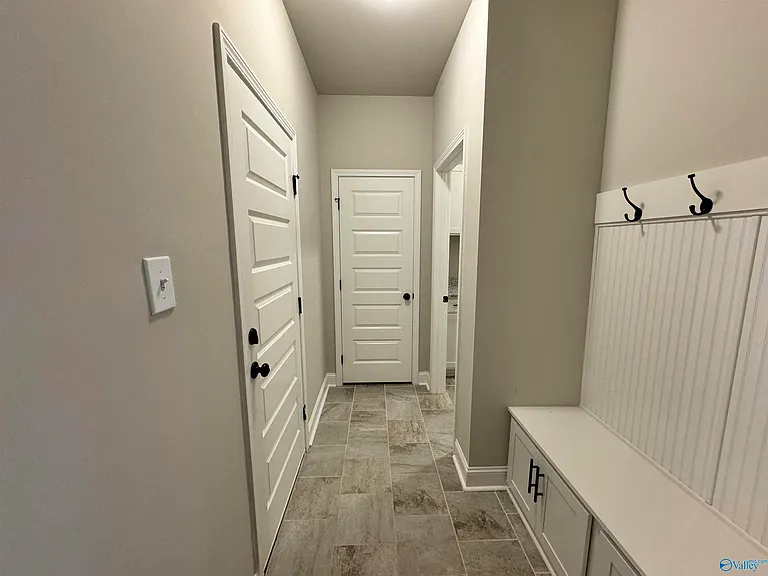 109 Kambry Grove Dr — Photo 7