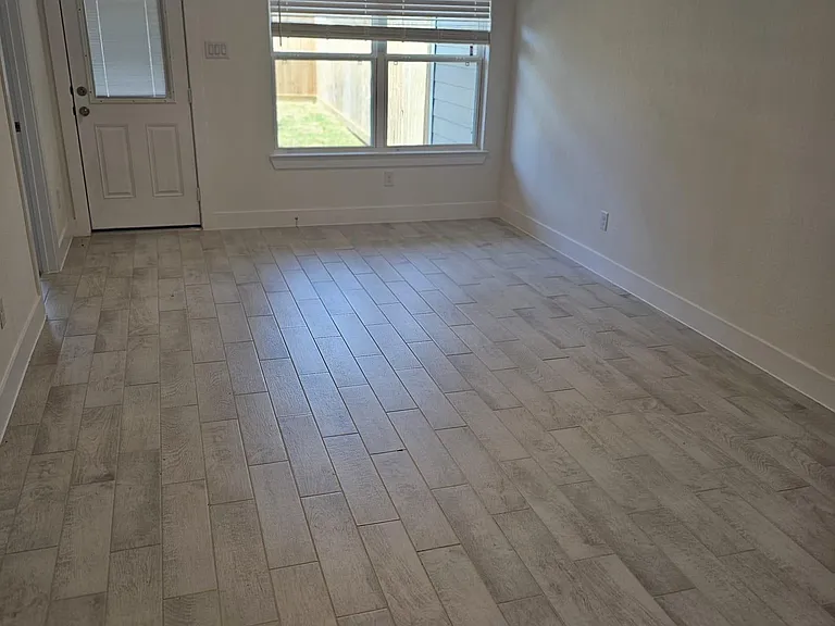 21130 Medina River Dr — Photo 5