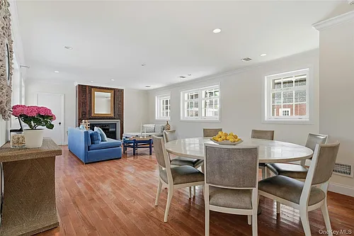 74 Peacock Ln Photo 1